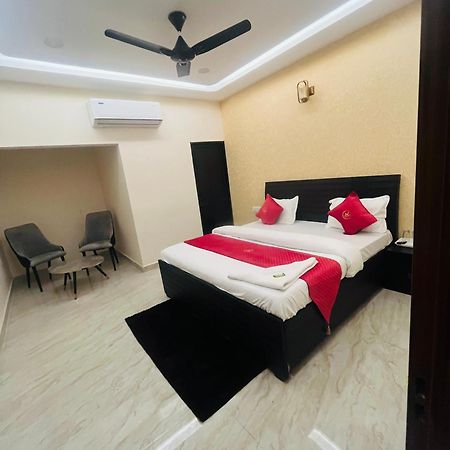 Hotel Royal A Λουντιάνα Εξωτερικό φωτογραφία
