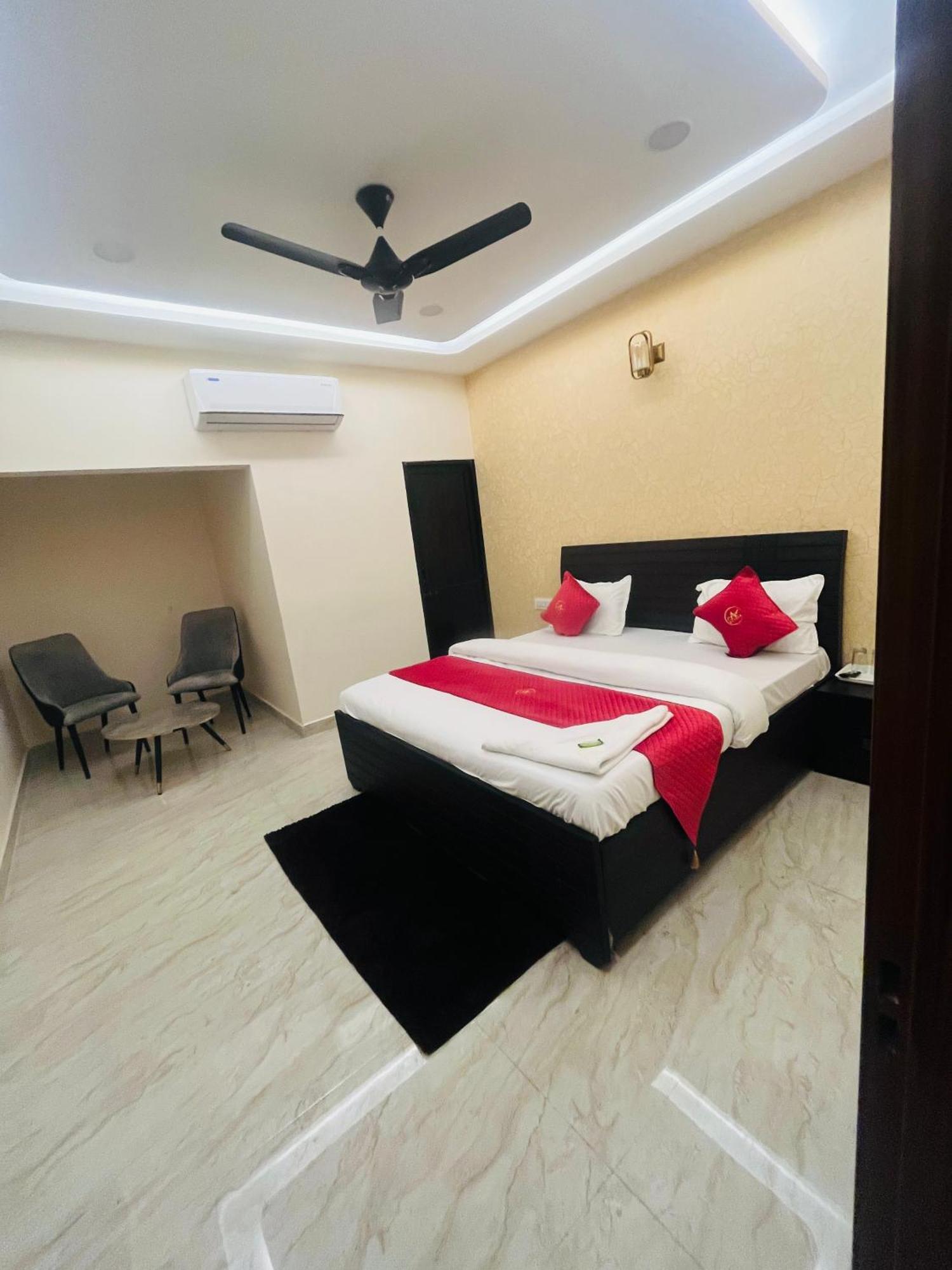 Hotel Royal A Λουντιάνα Εξωτερικό φωτογραφία